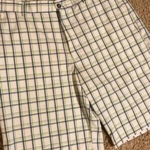 Men’s Izod Shorts. Size 36
